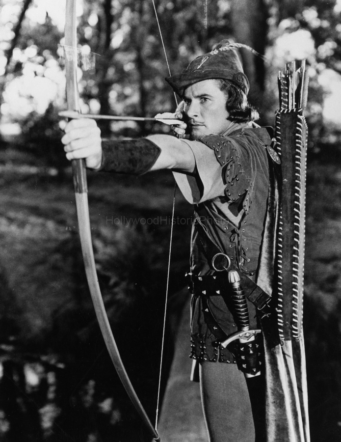 Adventures of Robin Hood 1938 2 Starring Errol Flynn.jpg